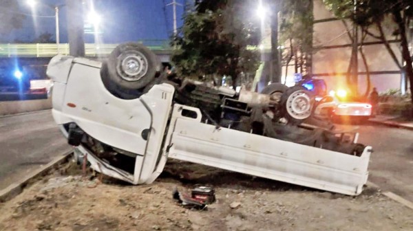 Se accidenta camión con media tonelada de cocaína en Ciudad de México