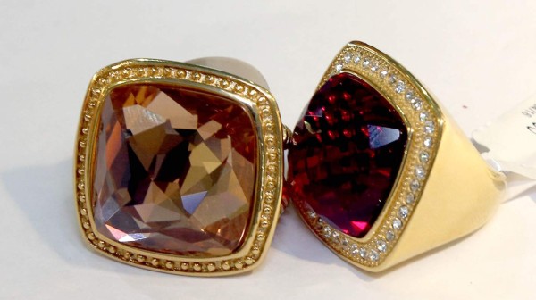 Joyas XXL, para llamar la atención