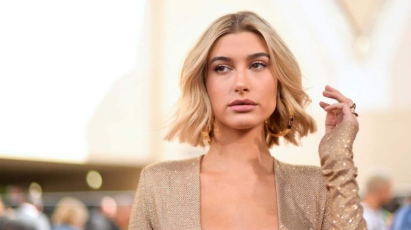 Hailey Bieber se disculpa con camarera por su actitud altiva