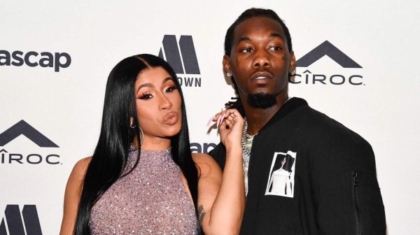 Cardi B vuelve con Offset y detiene el trámite de divorcio