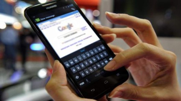 Uso excesivo de pantallas electrónicas duplicó problemas oculares en 20 años