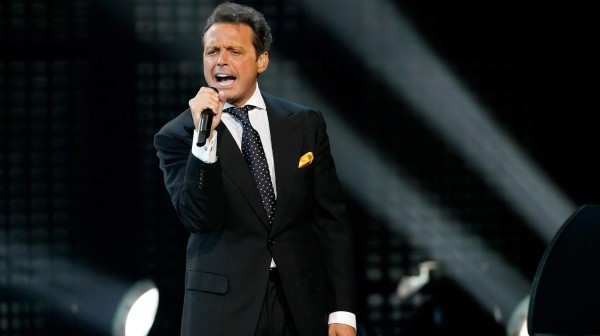 Luis Miguel filma en casa de Sinatra