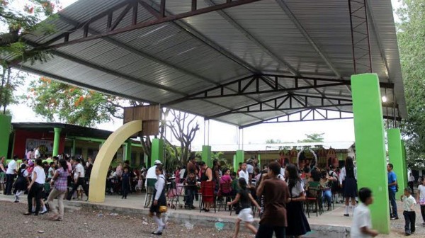 Niños ya tienen un lugar donde practicar deportes en escuela de Villanueva