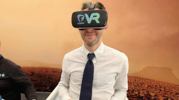 Mars One presenta su traje marciano