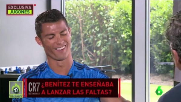 Cristiano Ronaldo se ríe de Rafa Benítez