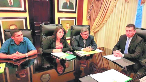 La Amhon pide a la Corte Suprema acelerar procesos contra alcaldes