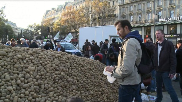 Montañas de papas gratis en París