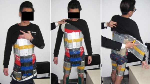 Un joven intentó cruzar la frontera con 94 iPhones pegados a su cuerpo