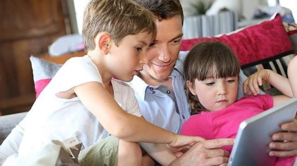 Aprenda a elegir los juegos online para sus hijos