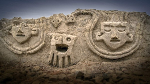 Descubren en Perú un muro prehispánico de 3.800 años