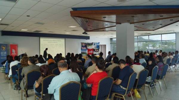 Con convenio, Banco Atlántida y Cámara capitalina impulsan a pymes