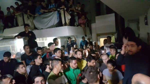 Opositores venezolanos presos se toman calabozos del Helicoide
