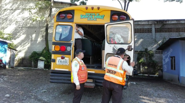 Inicia revisión de buses excursionistas previo a Semana Santa