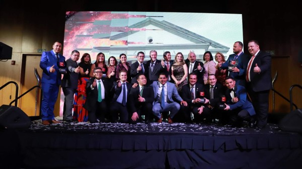 Por segundo año consecutivo, Banco Azteca recibe galardón de Great Place to Work