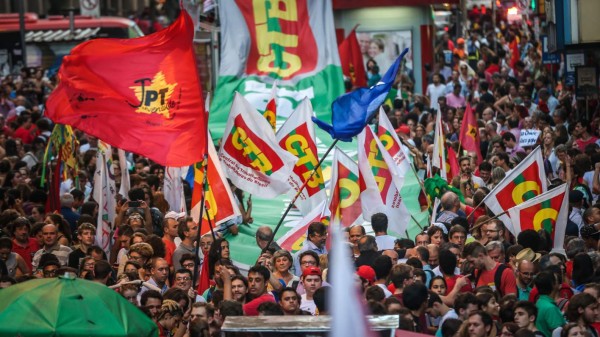 Corte Suprema de Brasil quita investigación sobre Lula a juez anticorrupción