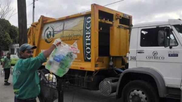 Hallan en la basura 2.5 millones de pesos triturados