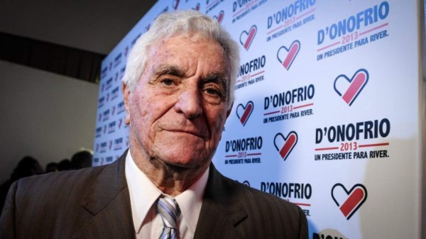 Asaltan y golpean al presidente del River Plate