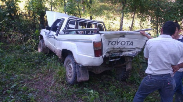 Choque entre dos vehículos deja más de veinte personas heridas