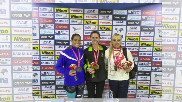 Ana Joselina Fortín gana medalla de plata en Mundial de Natación