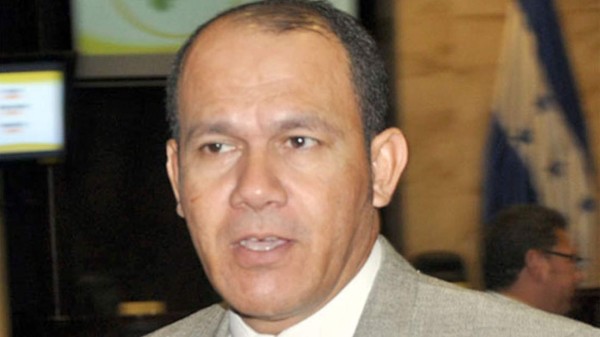 Diputado Luis Cruz renuncia a la militancia de Libre tras denunciar fraude en las diferentes corrientes
