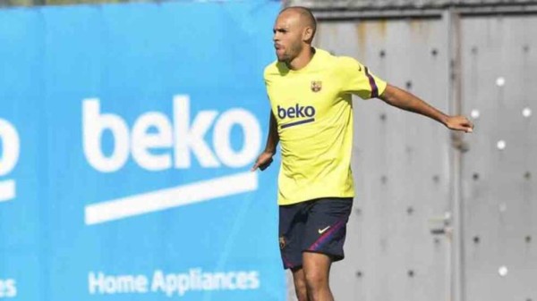 Tensión en Barcelona: Braithwaite, aislado por coronavirus