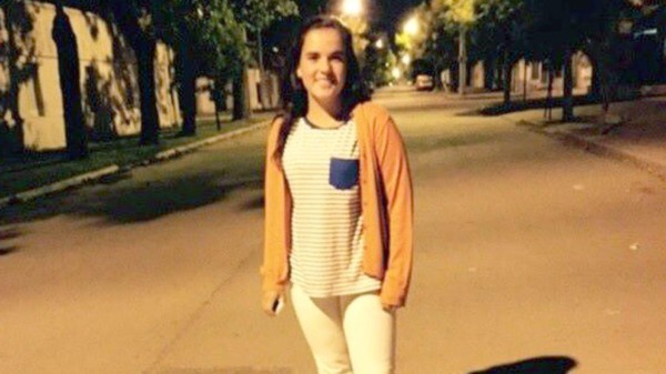 Joven embarazada aparece enterrada en patio de novio