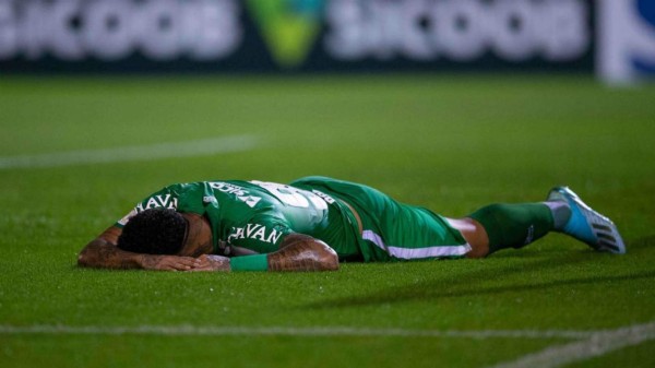Chapecoense cae a la segunda división de Brasil tres años después del accidente aéreo
