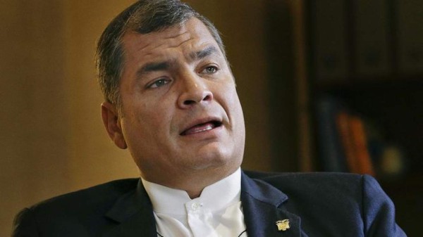 Correa califica a Trump de estúpido y a Temer de traidor