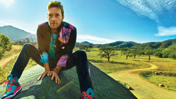 Chris Martin anota en todo