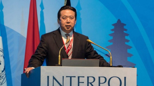 'Desaparece' jefe de Interpol y aseguran que China lo retiene 'bajo investigación'