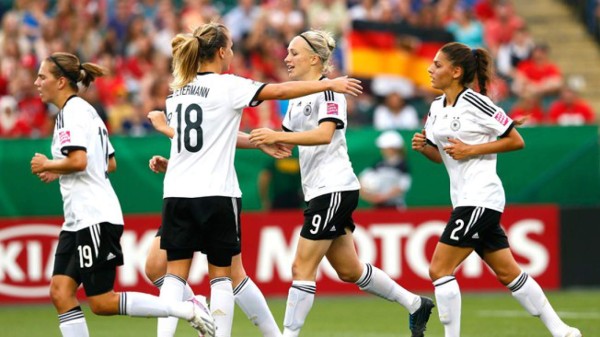 Semifinales listas de Mundial femenino sub-20; Shirley Perelló sigue asistiendo