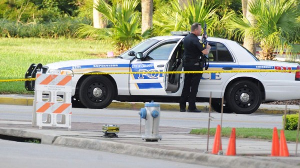EUA: disparan y matan a un policía en Florida
