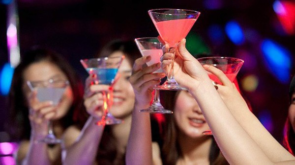 Beber de forma crónica provoca daños en el hígado