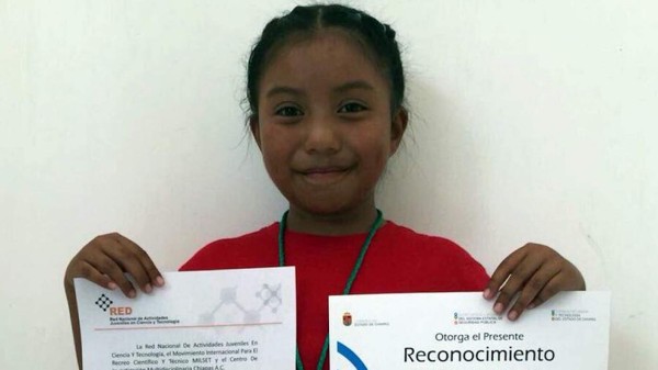 Niña de 8 años gana premio del Instituto de Ciencia Nuclear de la UNAM