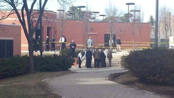 Apuñalan a tres estudiantes en Universidad de Baltimore