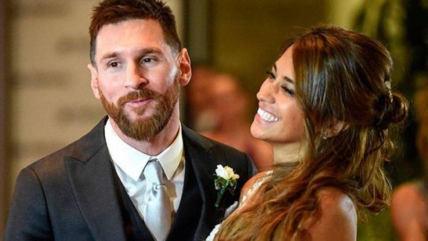 La pista que faltaba sobre su futuro: Filtran el idioma que está aprendiendo Messi junto a Antonella