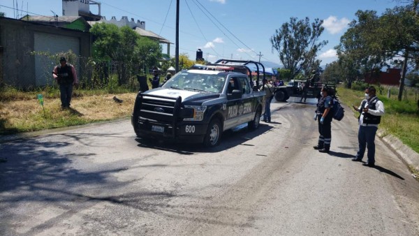 Matan a dos policías en ataque armado contra alcaldesa en México