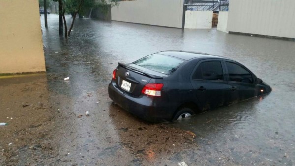 Ya se reportan las primeras inundaciones en San Pedro Sula