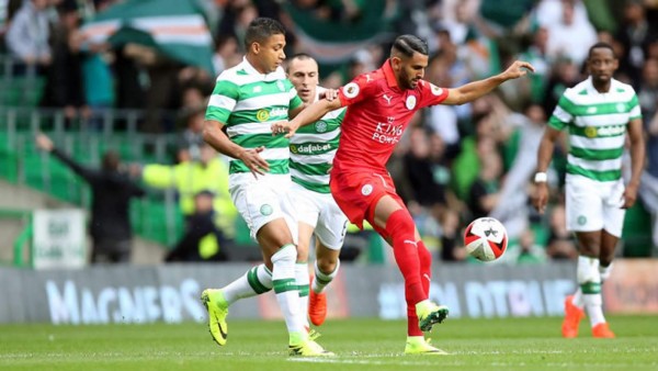 Emilio Izaguirre destaca en otra posición en amistoso contra el Leicester City