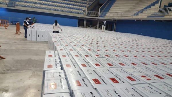 Llegan maletas electorales a San Pedro Sula para la jornada de este 14 de marzo