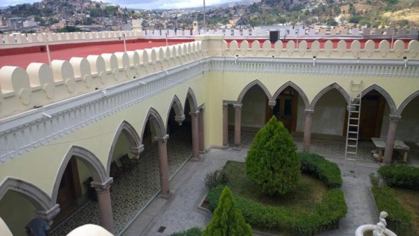 Casi lista restauración de vieja casa presidencial