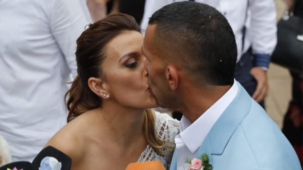 Roban en casa de futbolista Tévez cuando celebraba boda en Uruguay