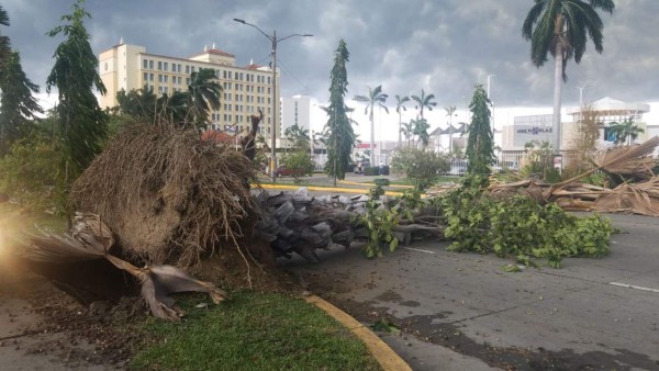 Fuertes vientos y lluvias azotan varias zonas de Honduras