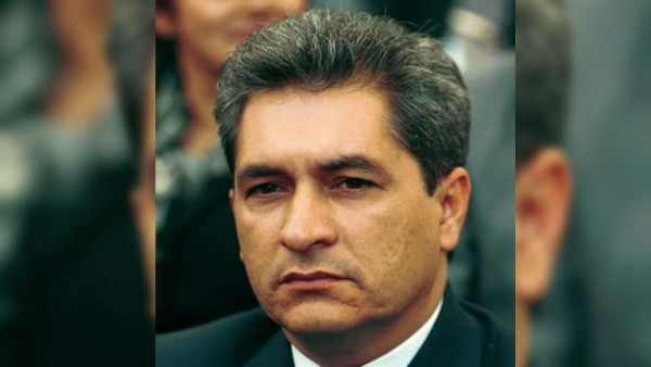 Detienen a exgobernador mexicano acusado de blanqueo