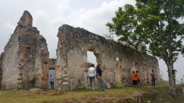 Restaurarán el castillo Bográn en Santa Bárbara