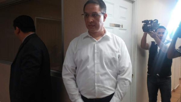 Se presenta en juzgado vinculado al saqueo del IHSS