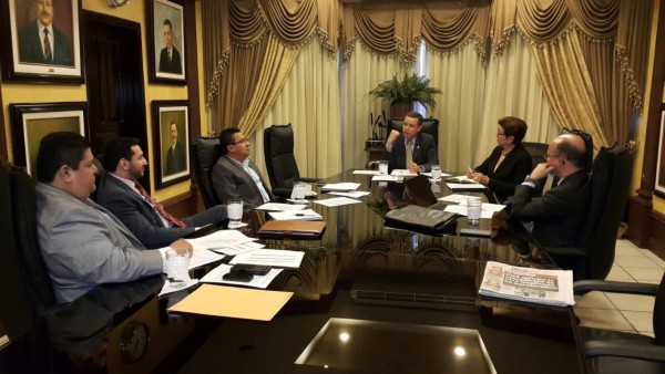 Evaluarán obligaciones fiscales a aspirantes a jueces anticorrupción