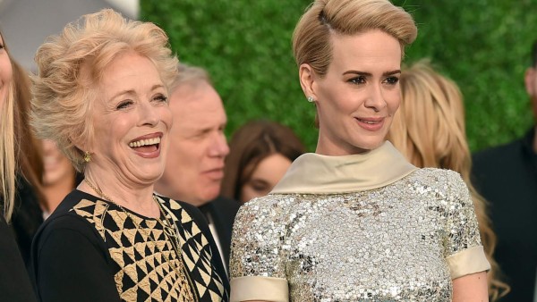 Sarah Paulson confirma relación con Holland Taylor