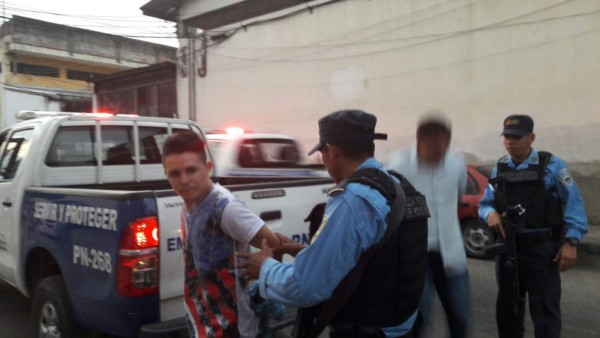 Capturan a supuestos asaltantes en Río de Piedras
