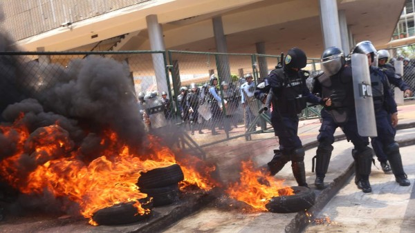 Disturbios opacan el 1 de Mayo en Tegucigalpa